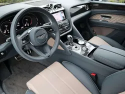 Negro Usado 2021 Bentley Bentayga SUV | 225.000 €