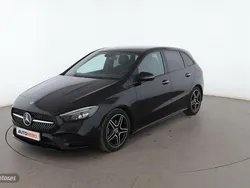 Negro Usado 2022 Mercedes B200 AMG line Monovolumen | 29.399 € (Precio justo)