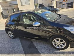 Negro Usado 2015 Peugeot 208 Style Utilitario | 7700 € (Precio justo)