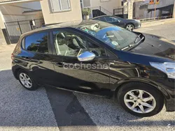 Negro Usado 2015 Peugeot 208 Style Utilitario | 8000 € (Precio justo)