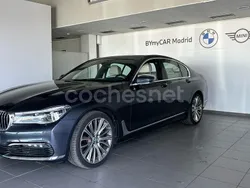 Gris / plata Usado 2018 BMW 750 Comfort Edition Berlina | 39.900 €