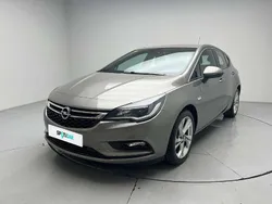 Gris Usado 2017 Opel Astra Dynamic Utilitario | 15.900 €