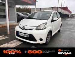 Blanco Usado 2013 Toyota Aygo City Utilitario | 3950 € (Buen precio)