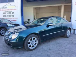 Negro Usado 2004 Mercedes CLK270 Coupe | 3499 €