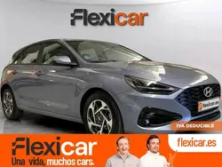 Gris / plata Usado 2024 Hyundai i30 Berlina | 20.890 € (Precio justo)
