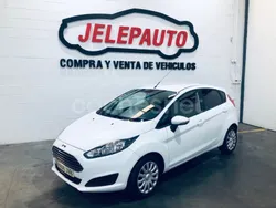 Blanco Usado 2016 Ford Fiesta ST-Line Utilitario | 5950 € (Precio justo)