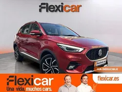 Rojo Usado 2024 MG ZS Luxury Berlina | 17.490 € (Un poco caro)
