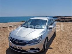Gris / plata Usado 2016 Opel Astra Dynamic Familiar | 7600 € (Un poco caro)