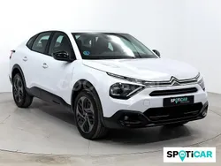 Blanco Usado 2024 Citroën C4 Berlina | 20.500 € (Precio justo)