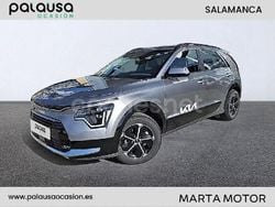 Blanco Usado 2025 Kia Niro SUV | 27.800 € (Un poco caro)
