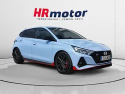 Azul Usado 2024 Hyundai i20 Berlina | 29.890 € (Caro)