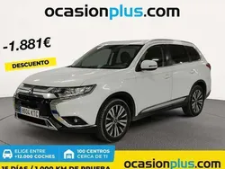 Blanco Usado 2019 Mitsubishi Outlander Motion SUV | 18.818 € (Precio justo)
