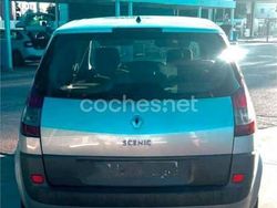 Gris / plata Usado 2006 Renault Scénic II Exception Monovolumen | 2300 € (Buen precio)