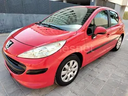 Granate Usado 2007 Peugeot 207 Sport Berlina | 3990 € (Precio justo)