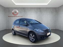 Gris Usado 2006 Mercedes A180 Classic Monovolumen | 4990 € (Un poco caro)
