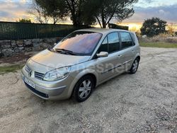 Beige Usado 2006 Renault Scénic II Dynamique Monovolumen | 2400 € (Precio justo)
