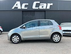 Gris / plata Usado 2007 Toyota Yaris Berlina | 5500 € (Precio justo)