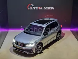 Gris / plata Usado 2021 VW Tiguan R-line SUV | 35.990 € (Caro)
