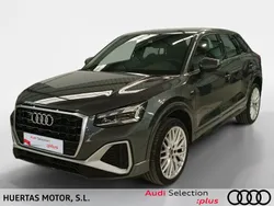 Gris Usado 2024 Audi Q2 Ambiente SUV | 37.000 €