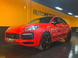 Rojo Usado 2020 Porsche Cayenne SUV | 68.490 €