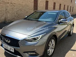 Gris / plata Usado 2016 Infiniti Q30 Premium Utilitario | 15.500 € (Buen precio)