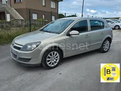 Beige Usado 2005 Opel Astra Club Berlina | 2999 € (Precio justo)