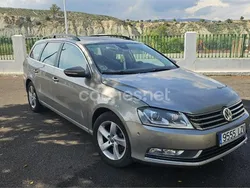 Beige Usado 2013 VW Passat R-line Familiar | 9500 € (Un poco caro)