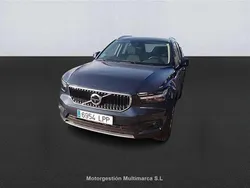 Usado 2021 Volvo XC40 Momentum SUV | 26.600 € (Un poco caro)