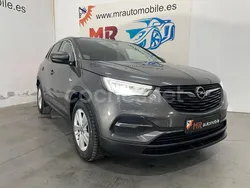 Gris / plata Usado 2021 Opel Grandland X Edition SUV | 16.900 € (Caro)