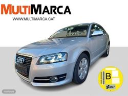 Plateado Usado 2011 Audi A3 Attraction Berlina | 11.500 € (Caro)