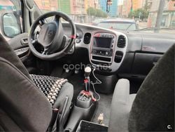 Gris / plata Usado 2001 Hyundai H-1 Van | 6500 €