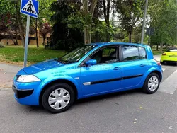 Azul Usado 2006 Renault Mégane II Dynamique Berlina | 1990 € (Precio justo)