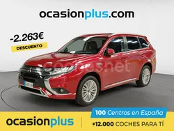 Rojo Usado 2021 Mitsubishi Outlander P-HEV SUV | 24.300 € (Precio justo)