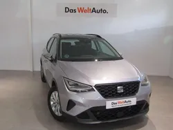Gris plata Usado 2024 Seat Arona Style SUV | 19.195 € (Precio justo)