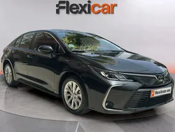 Negro Usado 2023 Toyota Corolla Active Berlina | 20.390 € (Buen precio)
