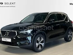 Negro Usado 2021 Volvo XC40 Momentum SUV | 24.900 € (Precio justo)