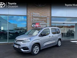 Gris Usado 2024 Toyota Proace Verso Active Familiar | 22.500 € (Buen precio)