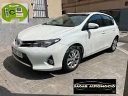 Blanco Usado 2015 Toyota Auris Active Berlina | 12.500 € (Precio justo)
