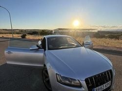 Gris / plateado Usado 2009 Audi A5 Coupe | 13.500 € (Precio justo)