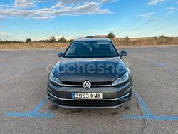 Gris / plata Usado 2018 VW Golf VII Advance Berlina | 14.000 € (Precio justo)