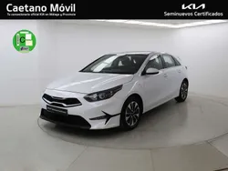 Blanco Usado 2024 Kia Ceed Utilitario | 18.990 € (Precio justo)