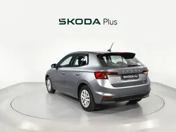 Gris Usado 2022 Skoda Fabia Active Berlina | 13.700 € (Precio justo)