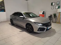 Gris lunar metalizado Usado 2017 Honda Civic Elegance Utilitario | 18.995 € (Un poco caro)