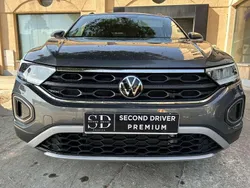 Gris / plata Usado 2023 VW T-Roc Life SUV | 26.900 € (Precio justo)