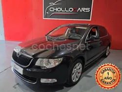 Negro Usado 2010 Skoda Superb Comfort Berlina | 6997 € (Precio justo)