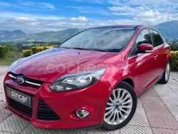 Granate Usado 2012 Ford Focus Titanium Berlina | 6990 € (Precio justo)