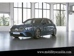 Denim blue metallic paint Usado 2022 Mercedes A180 AMG line Berlina | 29.500 € (Precio justo)