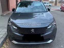 Gris / plata Usado 2022 Peugeot 5008 Active Monovolumen | 22.000 € (Precio justo)