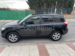 Negro Usado 2012 Toyota RAV4 Active SUV | 12.900 € (Precio justo)