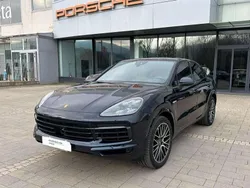 Negro Usado 2021 Porsche Cayenne SUV | 74.800 €